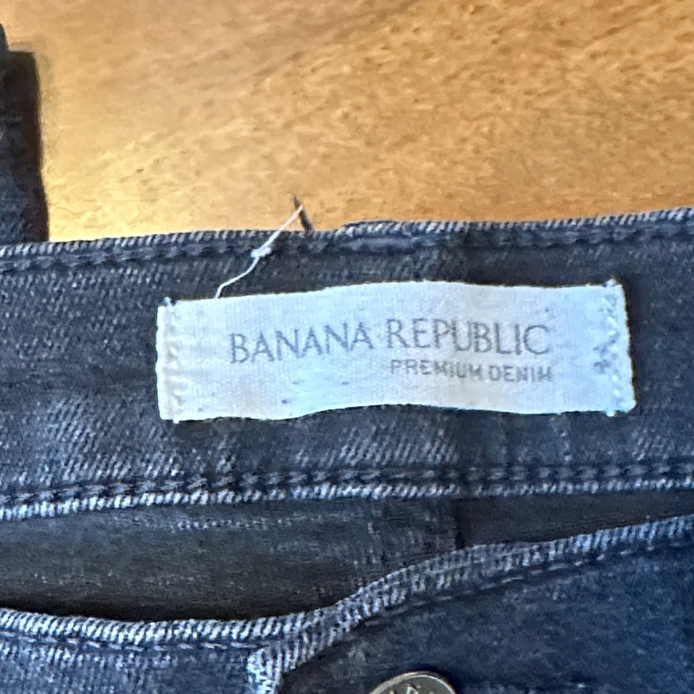 Banana Republic Women's Black Skinny Jeans Size 28 - Picture 3 of 4